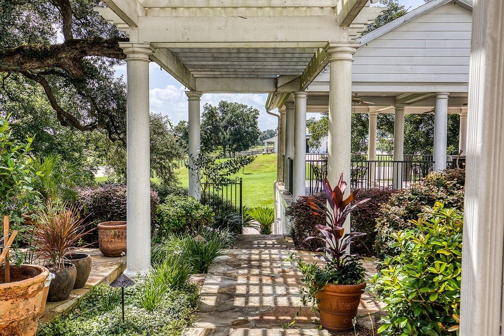 1669 County Road 101 , Columbus, TX, 78934 | 82077296 | Realty Texas LLC