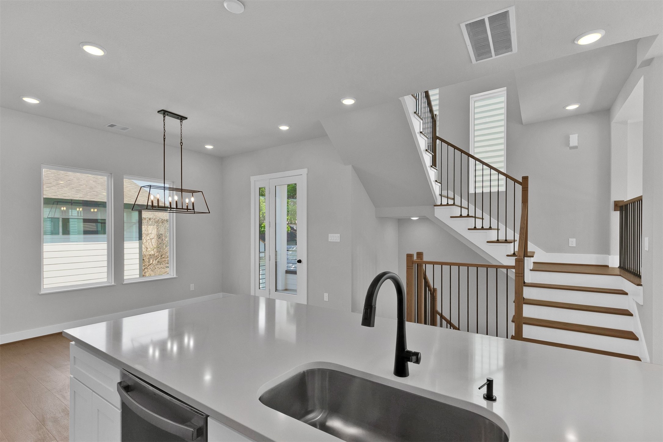 4214 Spencer Street , Houston, TX, 77007 | 36546937 | Realty Texas LLC