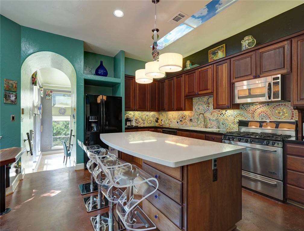 1001 Gruene Road , New Braunfels, TX, 78130 | 6782667 | Realty Texas LLC