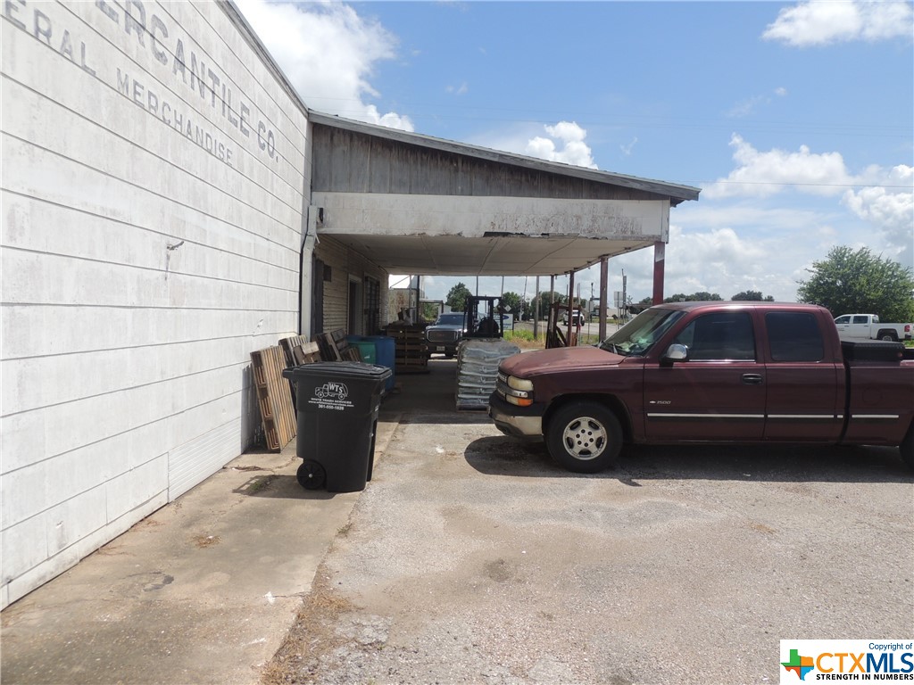 13081 St Hwy 172 , La Ward, TX, 77970 | 448797 | Realty Texas LLC