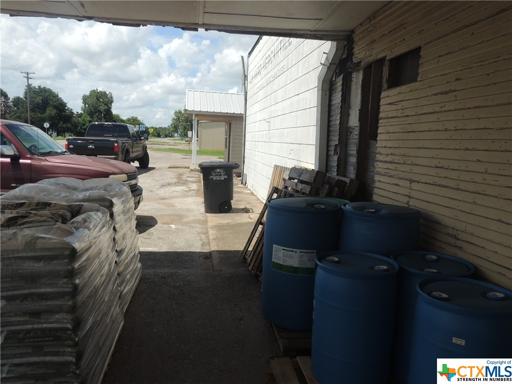 13081 St Hwy 172 , La Ward, TX, 77970 | 448797 | Realty Texas LLC