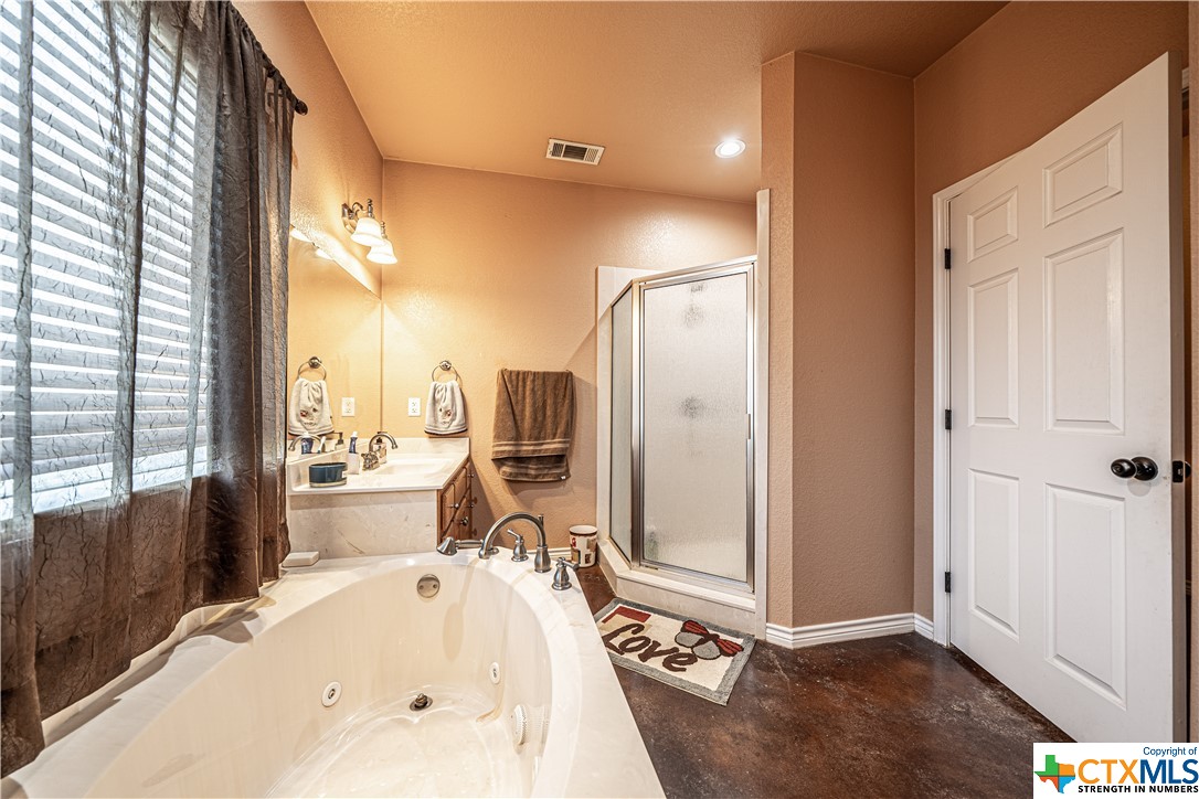 1241 Moccasin Bend Road , Gatesville, TX, 76528 | 449969 | Realty Texas LLC