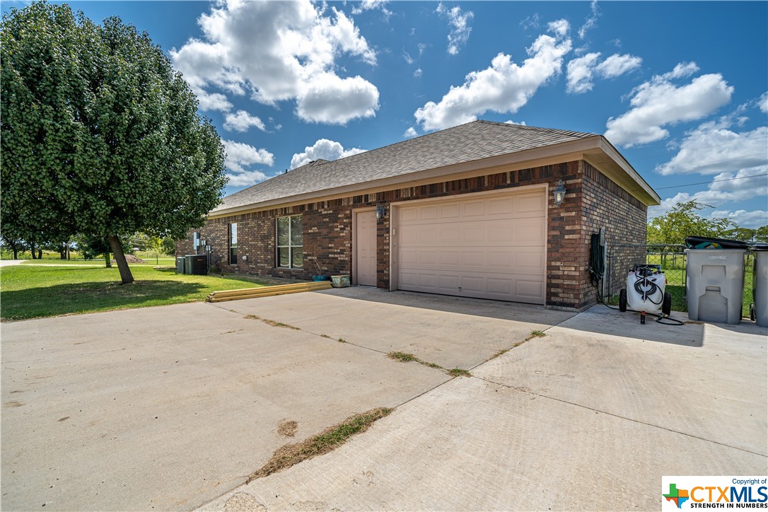 1241 Moccasin Bend Road , Gatesville, TX, 76528 | 449969 | Realty Texas LLC