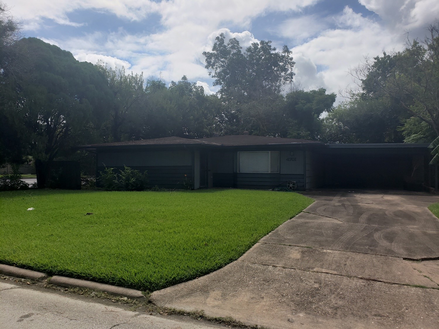4701 Holly Street , Bellaire, TX, 77401 | 11579873 | Realty Texas LLC