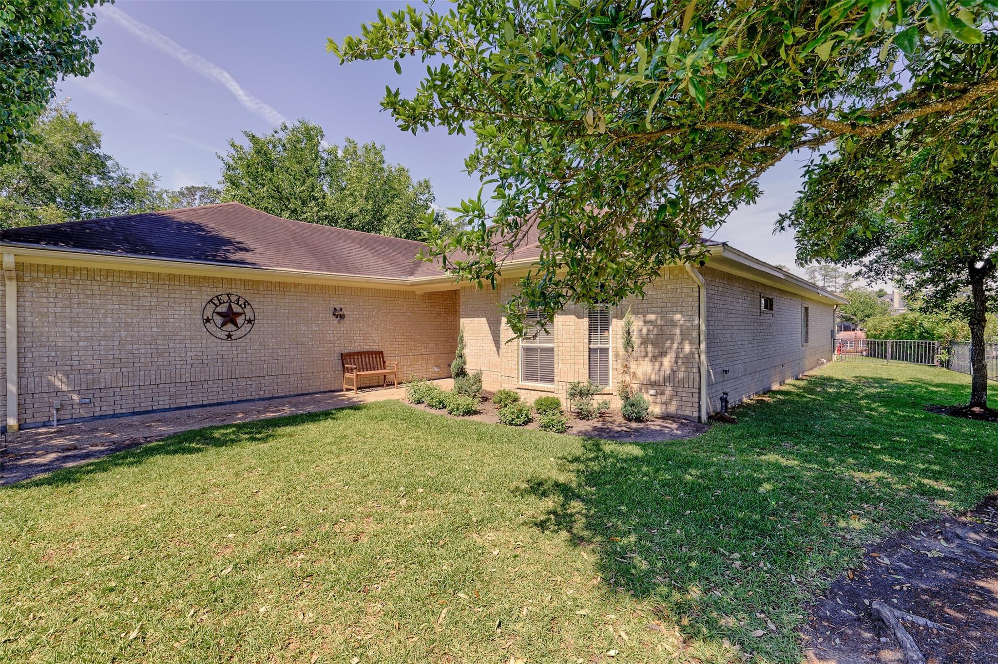 3411 Brookhaven Drive , Montgomery, TX, 77356 | 91829839 | Realty Texas LLC