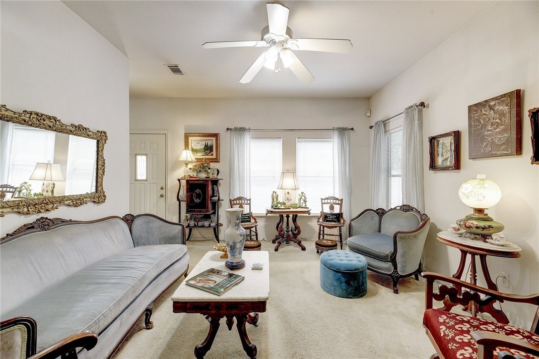 604 Fletcher, Austin, TX, 78704 | 6461334 | Realty Texas LLC