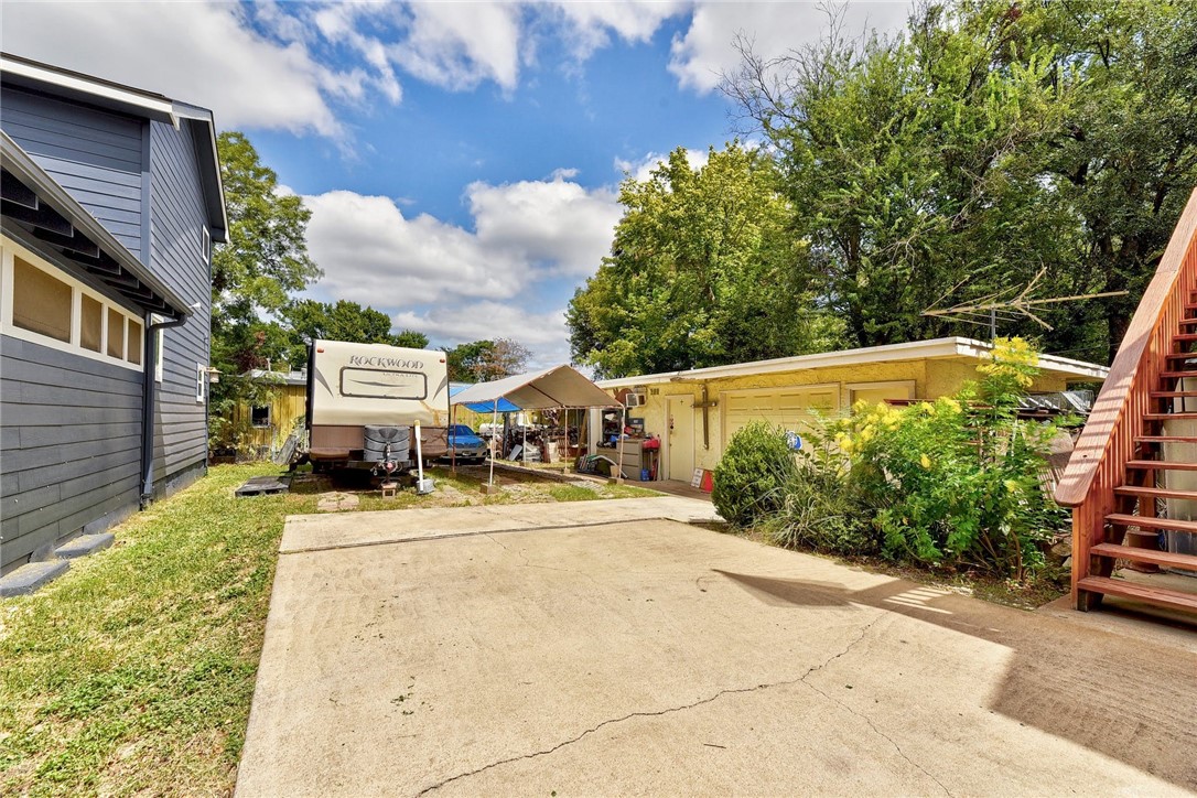 604 Fletcher, Austin, TX, 78704 | 6461334 | Realty Texas LLC