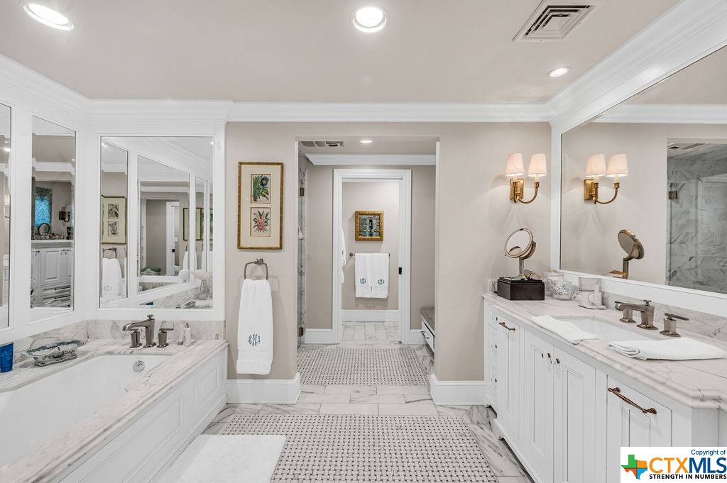 103 Geneseo Road , Terrell Hills, TX, 78209 | 452013 | Realty Texas LLC