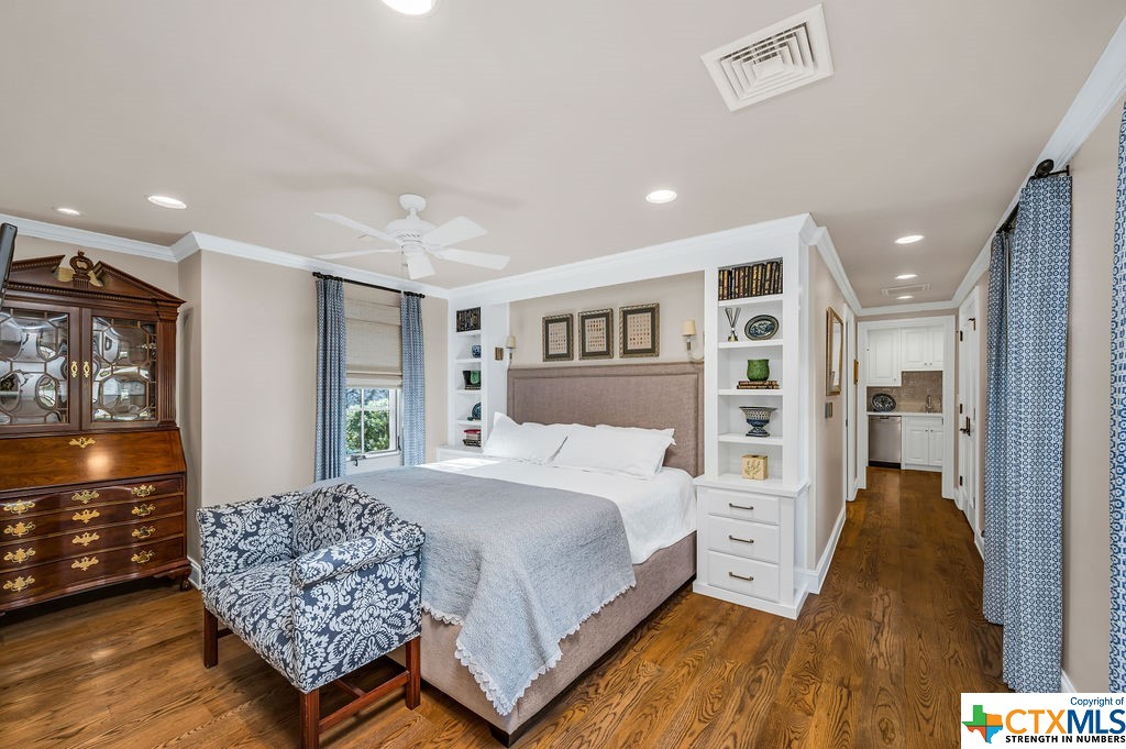 103 Geneseo Road , Terrell Hills, TX, 78209 | 452013 | Realty Texas LLC
