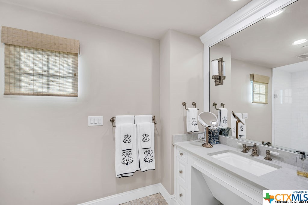 103 Geneseo Road , Terrell Hills, TX, 78209 | 452013 | Realty Texas LLC