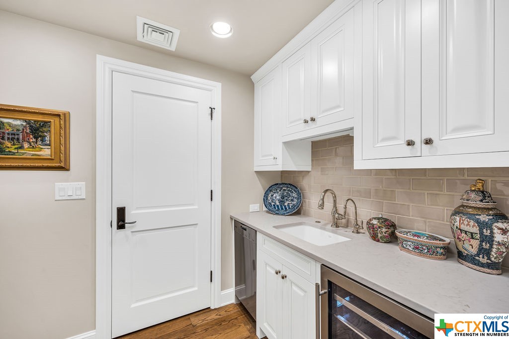 103 Geneseo Road , Terrell Hills, TX, 78209 | 452013 | Realty Texas LLC