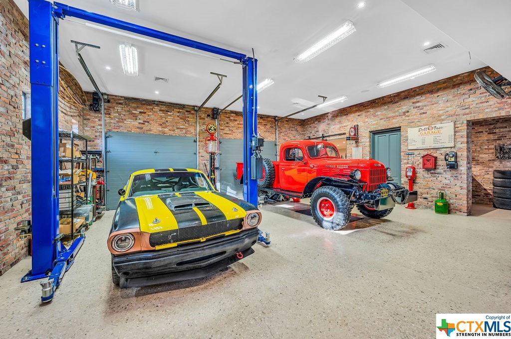 103 Geneseo Road , Terrell Hills, TX, 78209 | 452013 | Realty Texas LLC