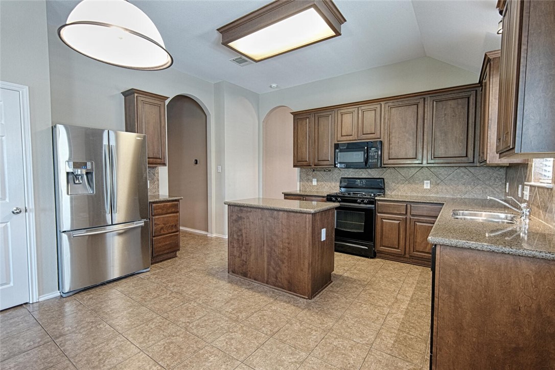11016 Casitas DR