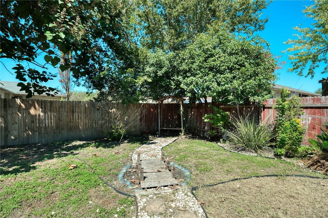 1500 Sweet Leaf Lane
