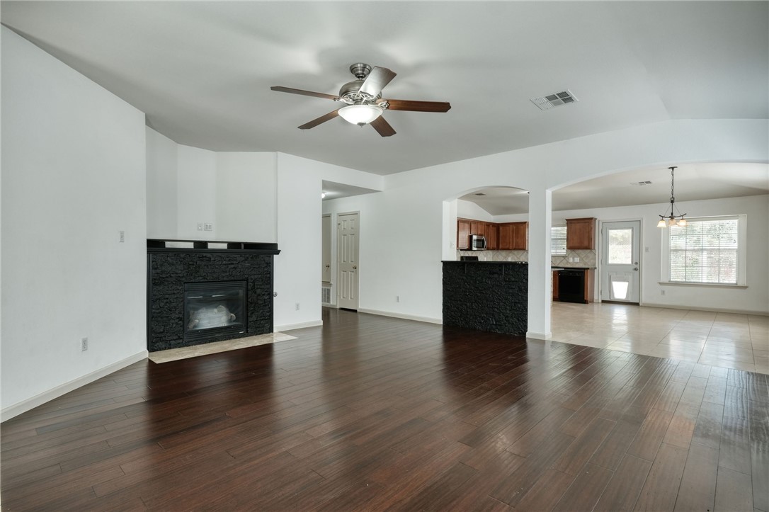 1500 Sweet Leaf Lane