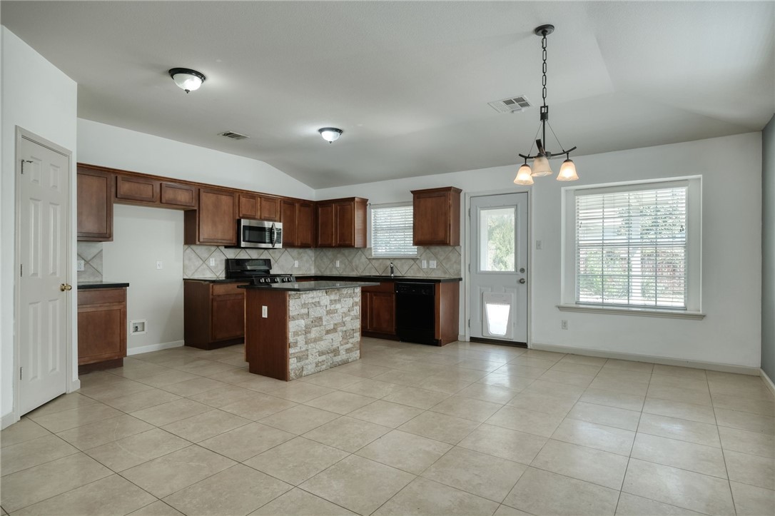 1500 Sweet Leaf Lane